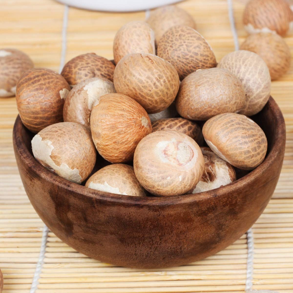WHOLE NUTS (SUPARI)